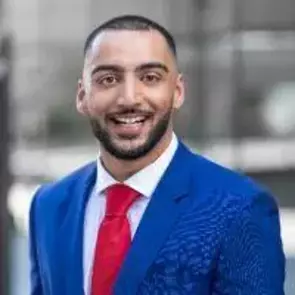 Karan Grewal, Surrey, Real Estate Agent